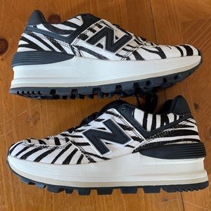 yeezy wave runner blue